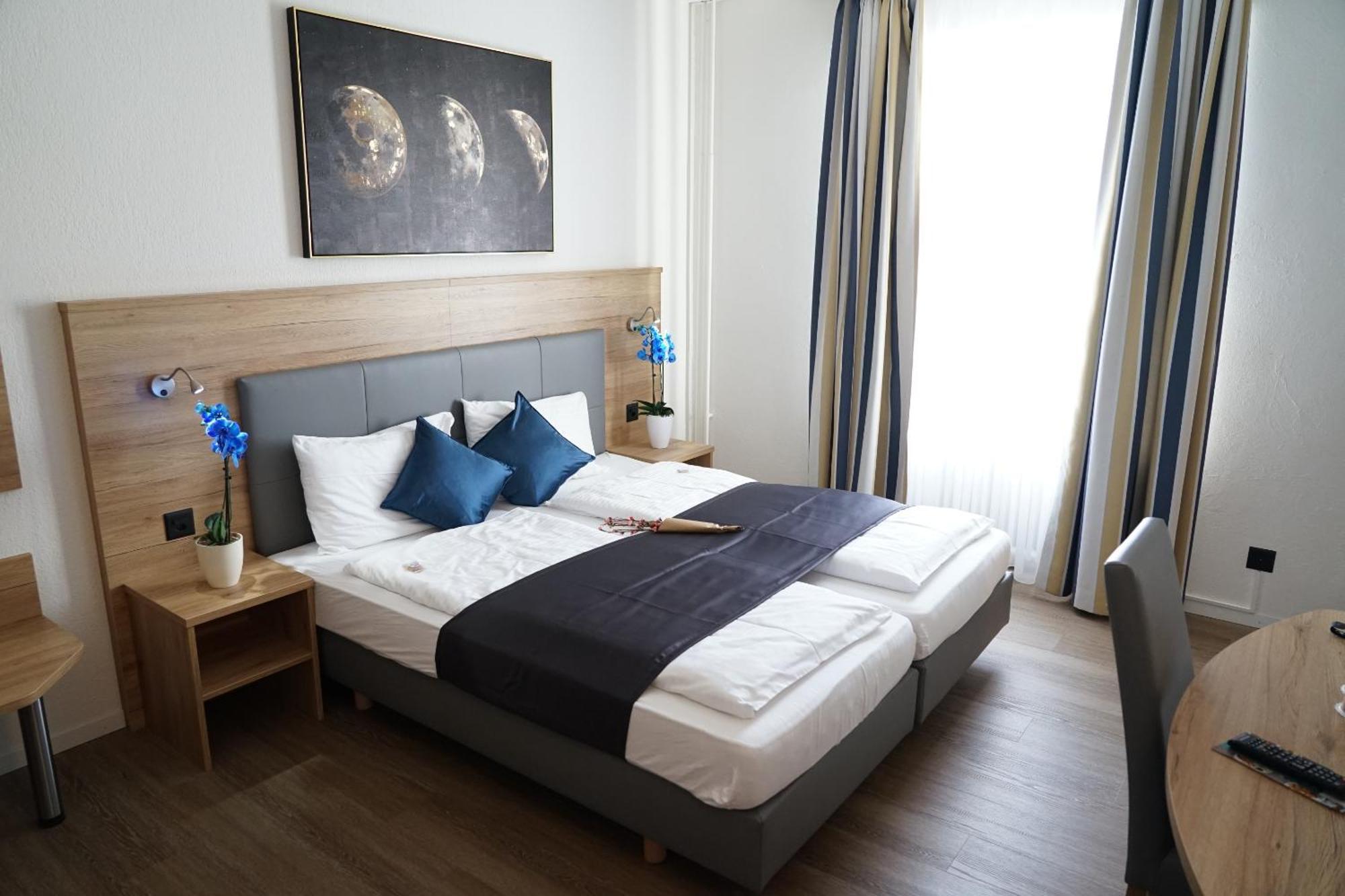 Perron 10 Centra Hotel 温特图尔 外观 照片